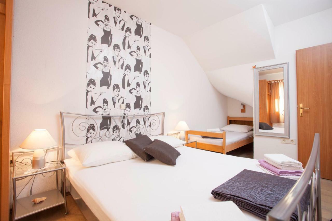 Apartments Rustica Makarska Exterior photo